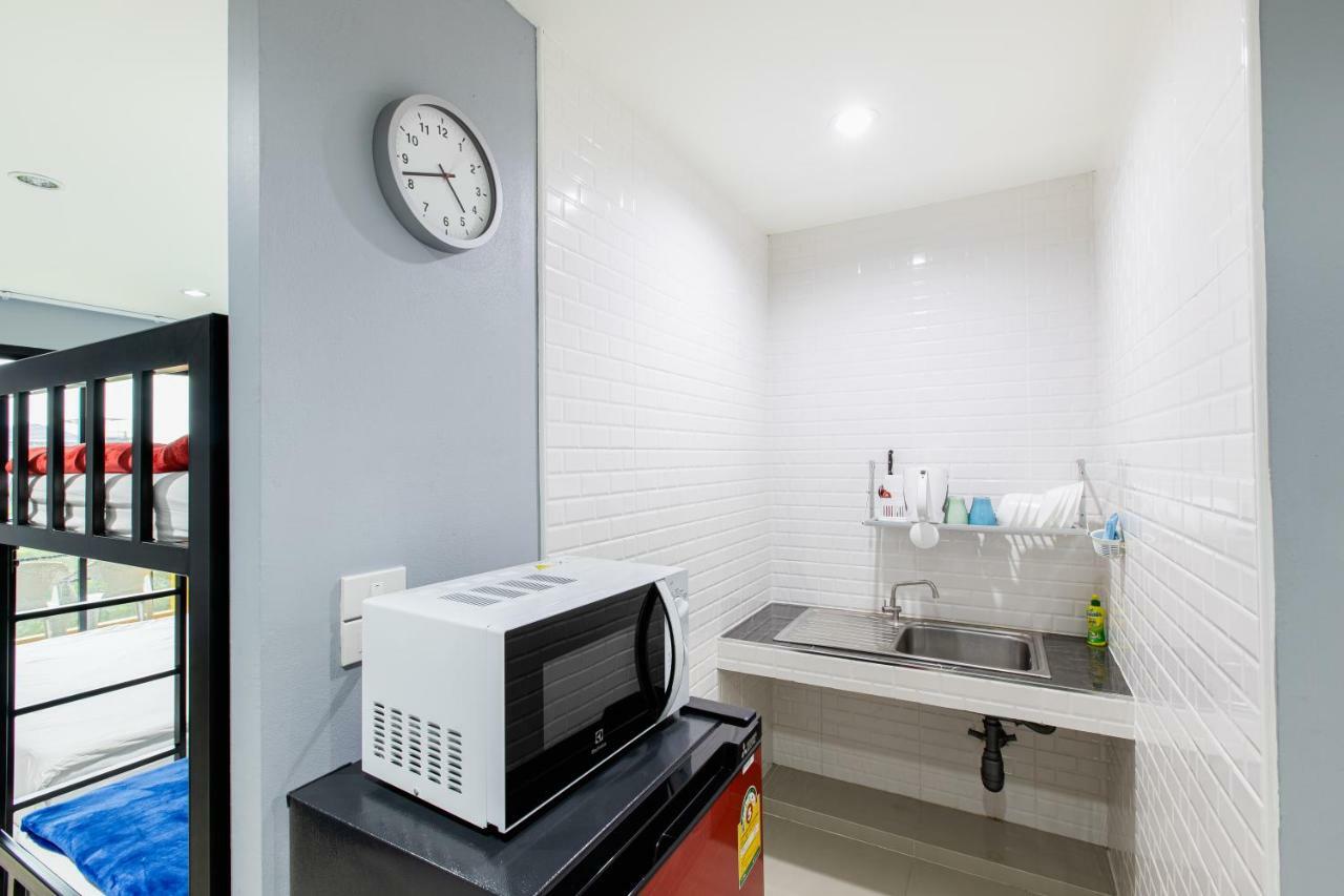 Asia Place Apartment Bangkok Esterno foto